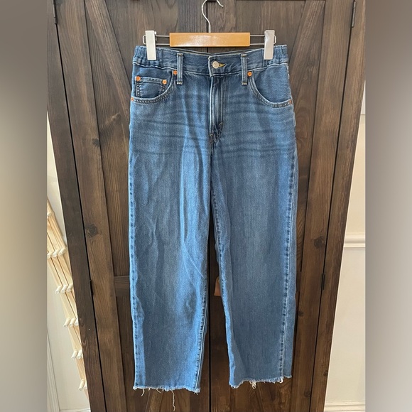 Levi's Women's Baggy Dad Jeans - Picture 1 of 8